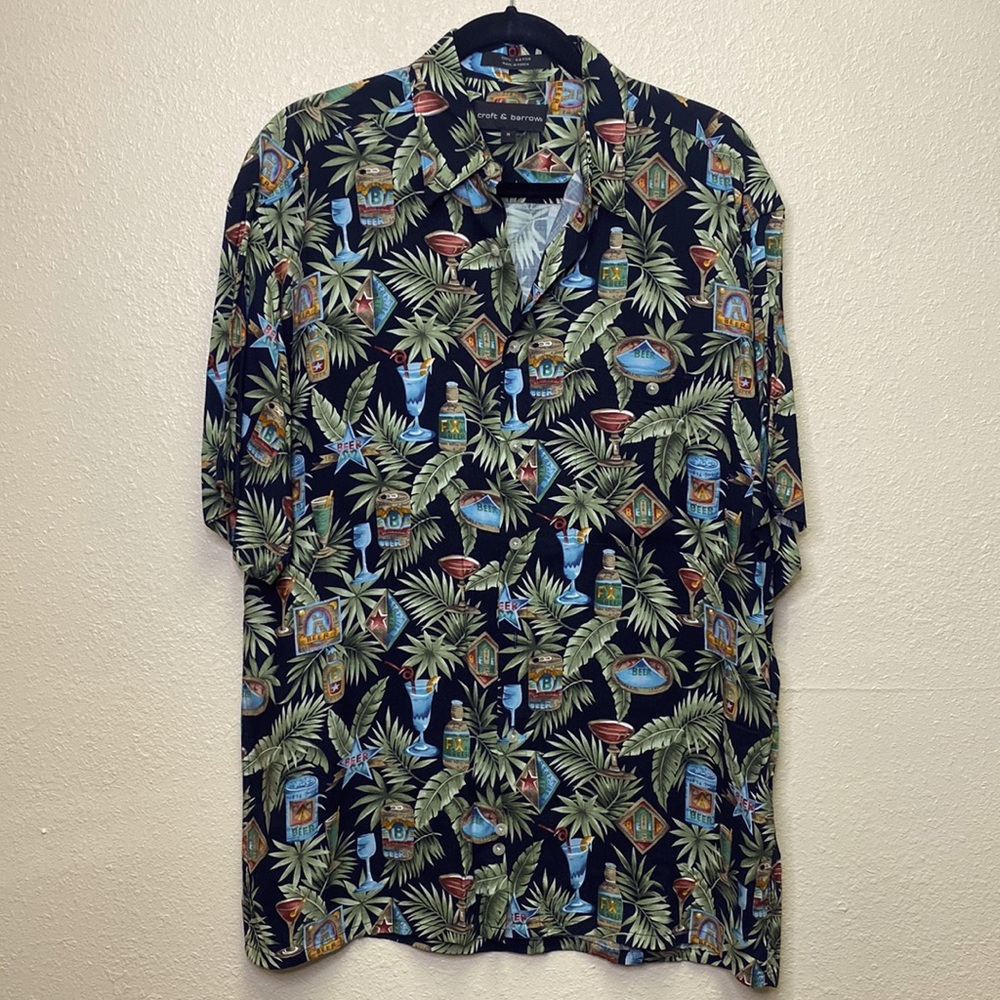Men’s Beer Button Down Collard Casual Shirt By: Croft & Barrow Size Medium